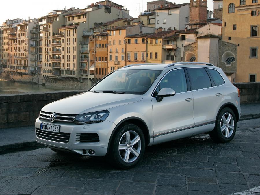  Volkswagen Touareg V6 FSI 2010 года  (фото 3 из 4)